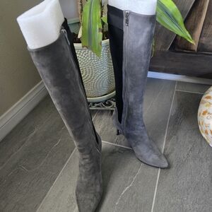 Chic Gray and Black Women's Heeled Boots